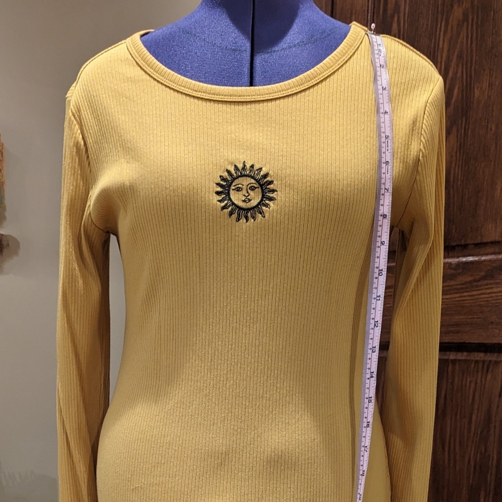 Wild Fable yellow ribbed dress with sun